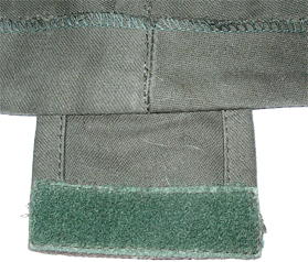 Languette de maintien arrière.