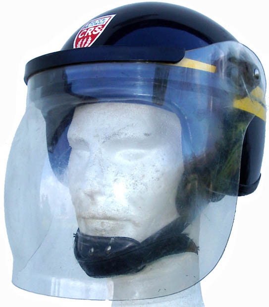 Avec l'écran rabattable.