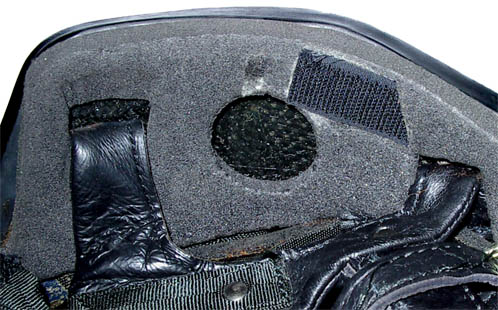 Vue du coté gauche, ruban auto-agrippant aiguilles.