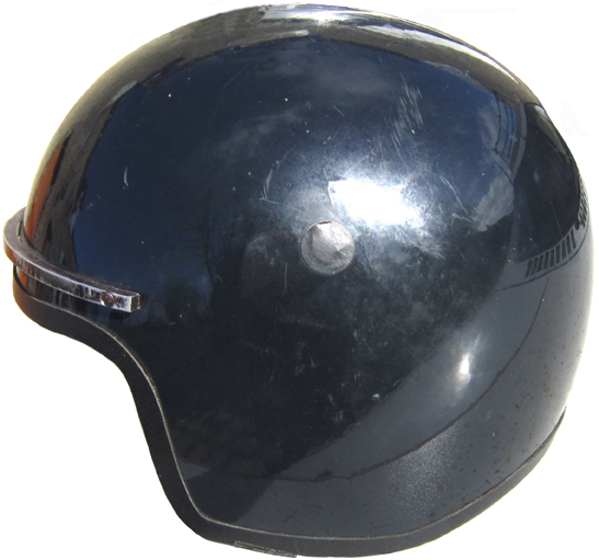 Vue de coté, un impact de 22 LR est masqué par la rustine.