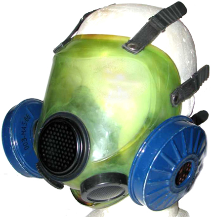 Vue d'ensemble du système de protection avec les brides de maintien.