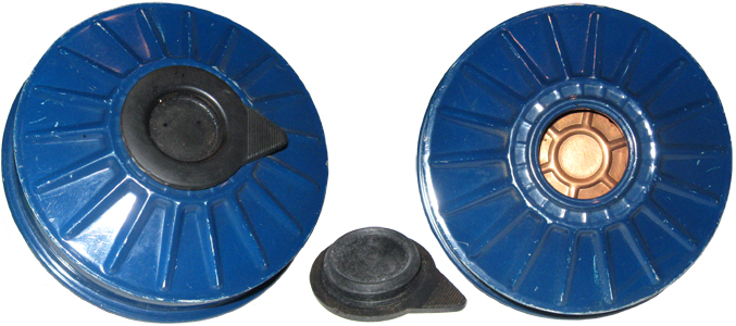 Face externe de la cartouche filtrante et son bouchon.