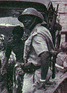 Casque Gueneau de maintien de l'ordre sous les tropiques. Casque Gueneau de maintien de l'ordre sous les tropiques.