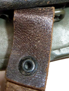 Après 1924, rivet coté fixe (verso). Après 1924, rivet coté fixe (verso).