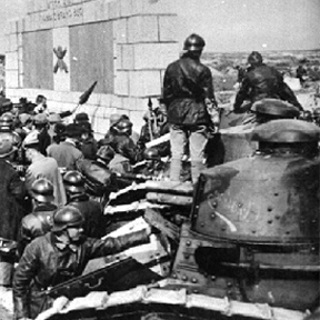 Casque modèle 19. Casque modèle 19.