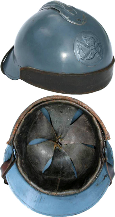 Casque modèle 23. Casque modèle 23.