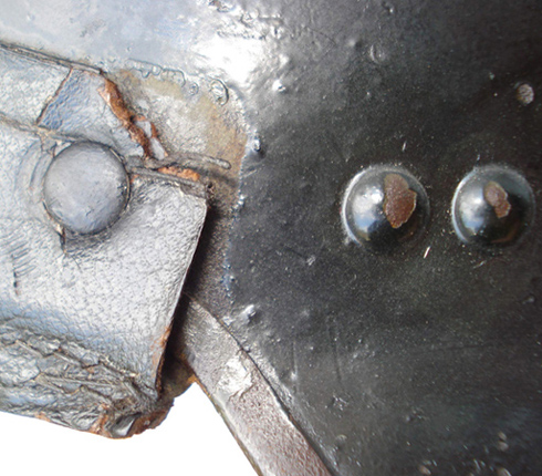 Détails échancrure. Détails échancrure.