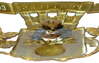 Tige filetée de fixation et son écrou.