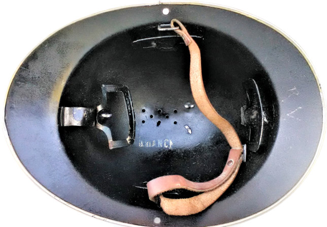 Vue de dessous. Vue de dessous.