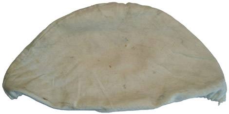 Couvre-casque blanc des BCA.