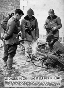 Couvre-casque en 2 pièces.