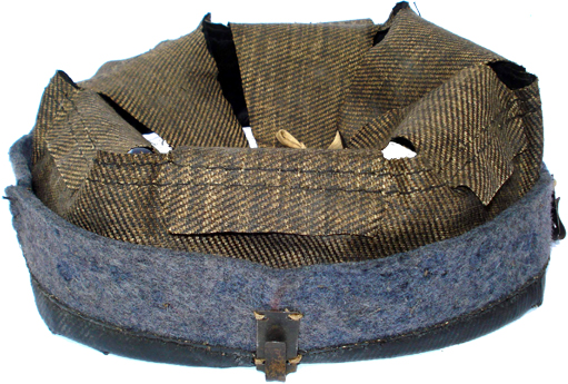 Autre type de toile cirée, envers.