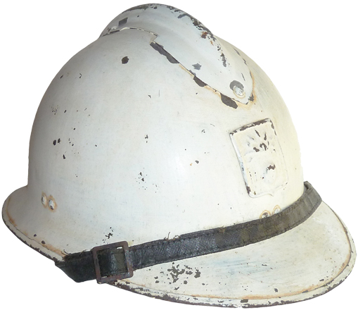 Casque entièrement peint en blanc.