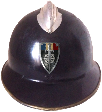 Casque Mle 26 de la Police récupéré par les GVC.