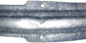 Partie médiane au niveau des échancrures d'aération.