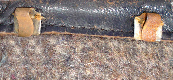 Agrafe à embase raccourcie.