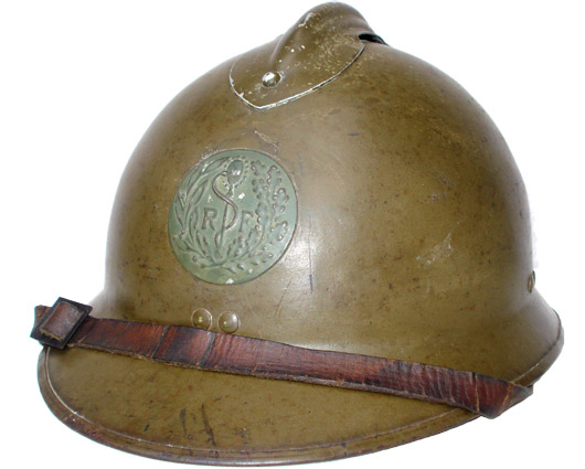 Service de santé, rondache mle 37.