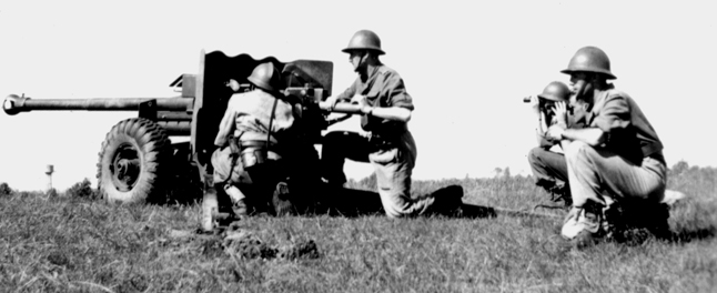 Après-guerre : Ecole d'Application de l'Infanterie à Auvours, 1947.