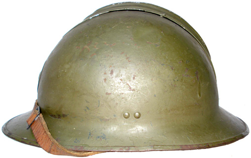 Casque repeint, époque libération.