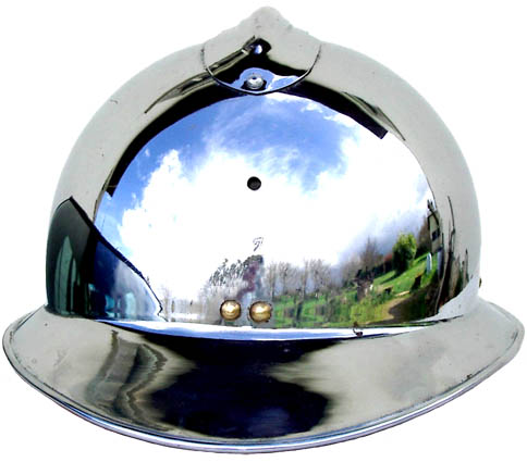 Vue avant sans la plaque.