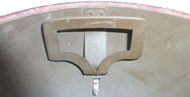 Lame-ressort frontale.