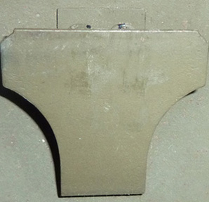 Lame ressort support de coiffe latérale.