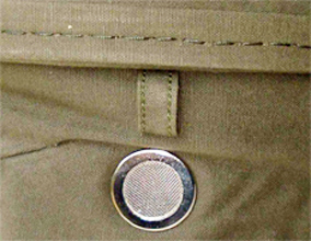 Passant pour lunettes.