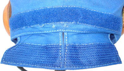 Gaine du cable d'écouteur ouverte.