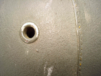 Type 202-F1 repeint en vert armée. Type 202-F1 repeint en vert armée.