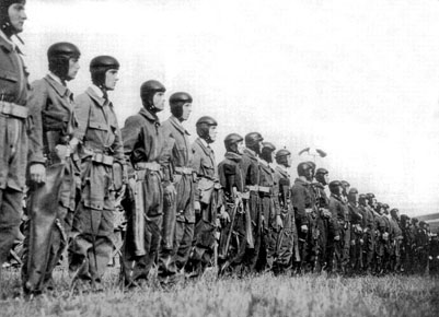 11 novembre 1937. 11 novembre 1937.