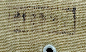 Tampon d'appartenance illisible.