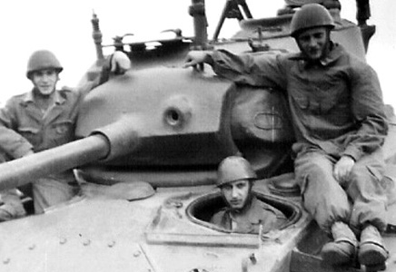 Modèle 51 tankiste 1er et 2ème type. Modèle 51 tankiste 1er et 2ème type.