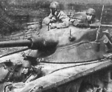 Modèle 51 tankiste 1er et 2ème type. Modèle 51 tankiste 1er et 2ème type.