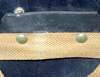 Tampon amortisseur latéral (recto). Tampon amortisseur latéral (recto).