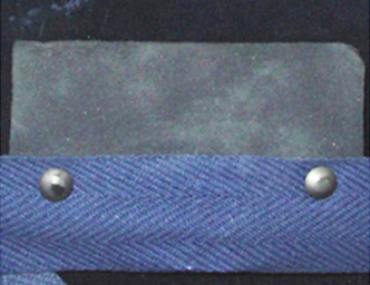 Tampon amortisseur latéral (recto). Tampon amortisseur latéral (recto).