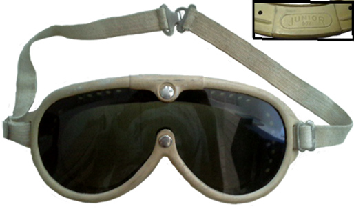 Autre modèle de masque: Junior 602. Autre modèle de masque: Junior 602.