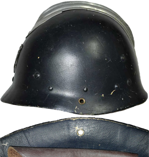 Variante avec perforations latérales. Variante avec perforations latérales.