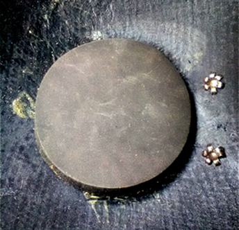 Absence de crête moulée. Absence de crête moulée.