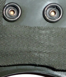 Boutons pression, vue intérieure.