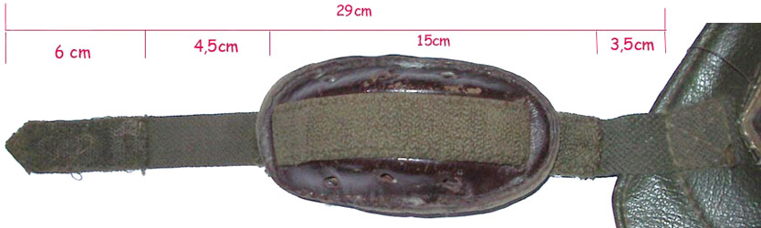 Jugulaire du 1er type et dimension.