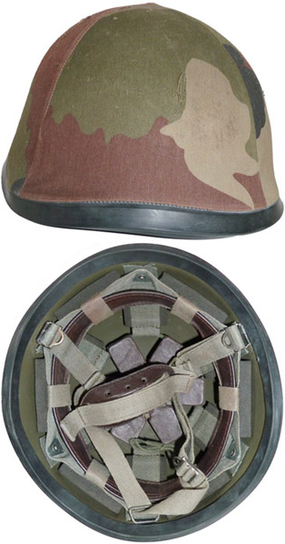 Casque modèle F-1 - série 2. Casque modèle F-1 - série 2.