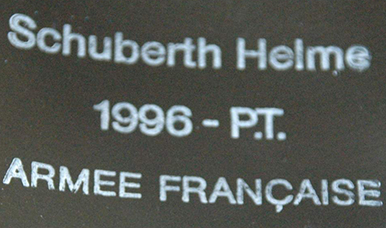 Casque proposé par Schubert mais non retenu. Casque proposé par Schubert mais non retenu.