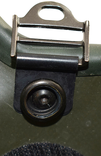 Pontet articulé latéral.