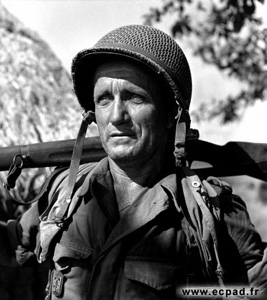 Utilisation de casques US M-1 en Indochine. Utilisation de casques US M-1 en Indochine.