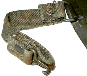 Carpentier 1953, jugulaire encore rivetée...