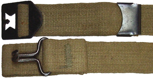 Parties métalliques vernies noir.