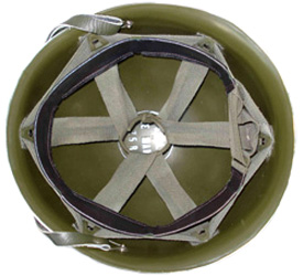 Sous-casque vert armée après 1961.