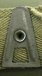 Contreplaque vernie kaki.