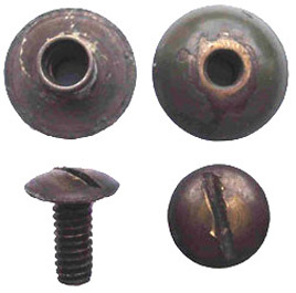 Vis et écrous en laiton bronzé.