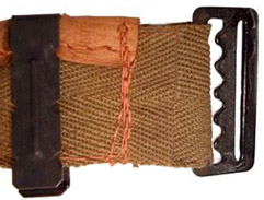 Pince-ressort bondérisée, boucle vernie noir.